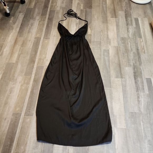 Simplee brand black silky slip dress - Picture 11 of 12